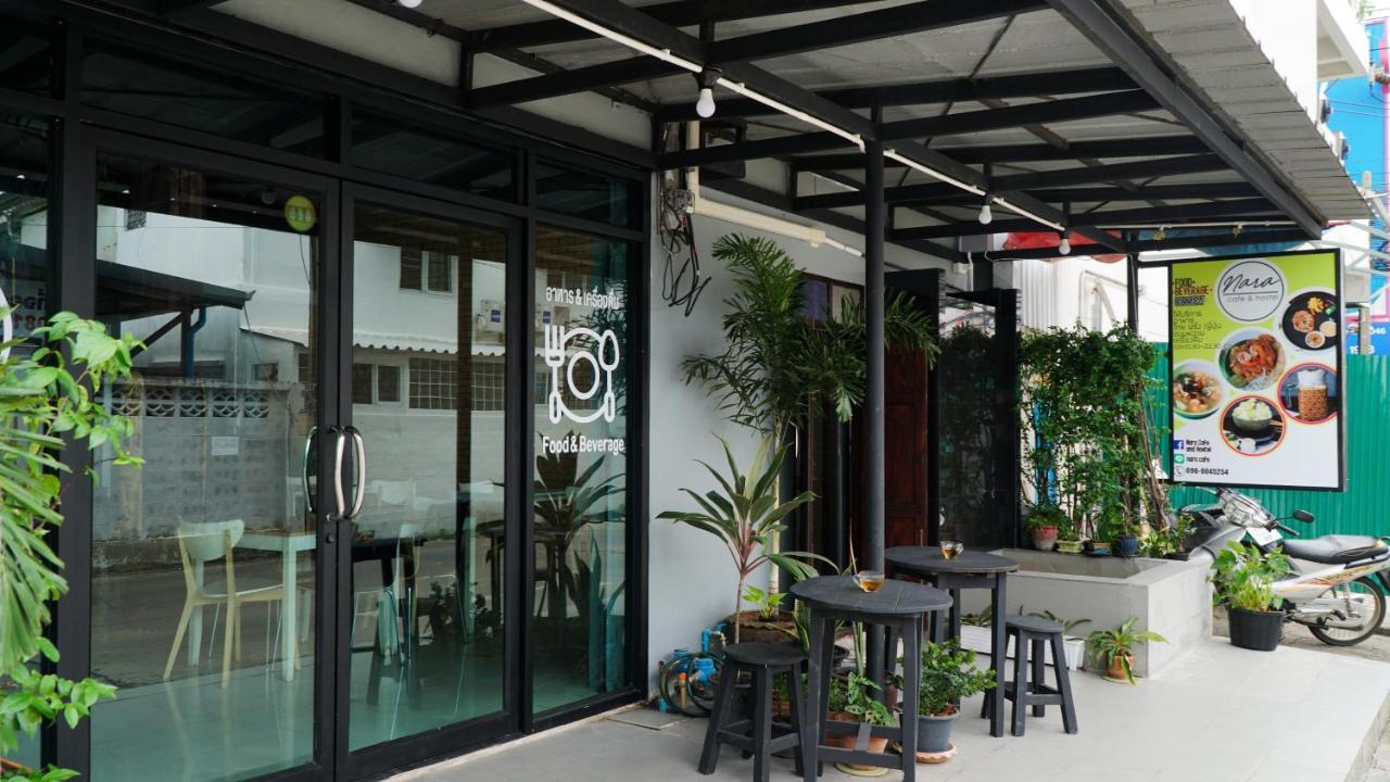 D House Hostel Банкок Екстериор снимка